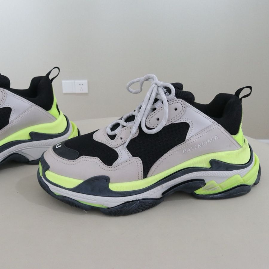 Balenciaga 巴黎世家 Triple S 男鞋,43码 配件无。-2