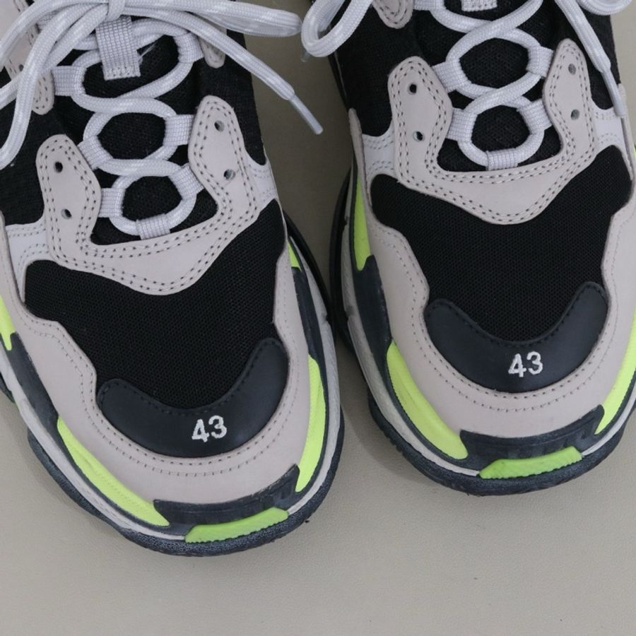 Balenciaga 巴黎世家 Triple S 男鞋,43码 配件无。-3