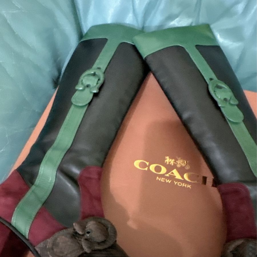 二手Coach 長筒靴子(原價25000元)-37