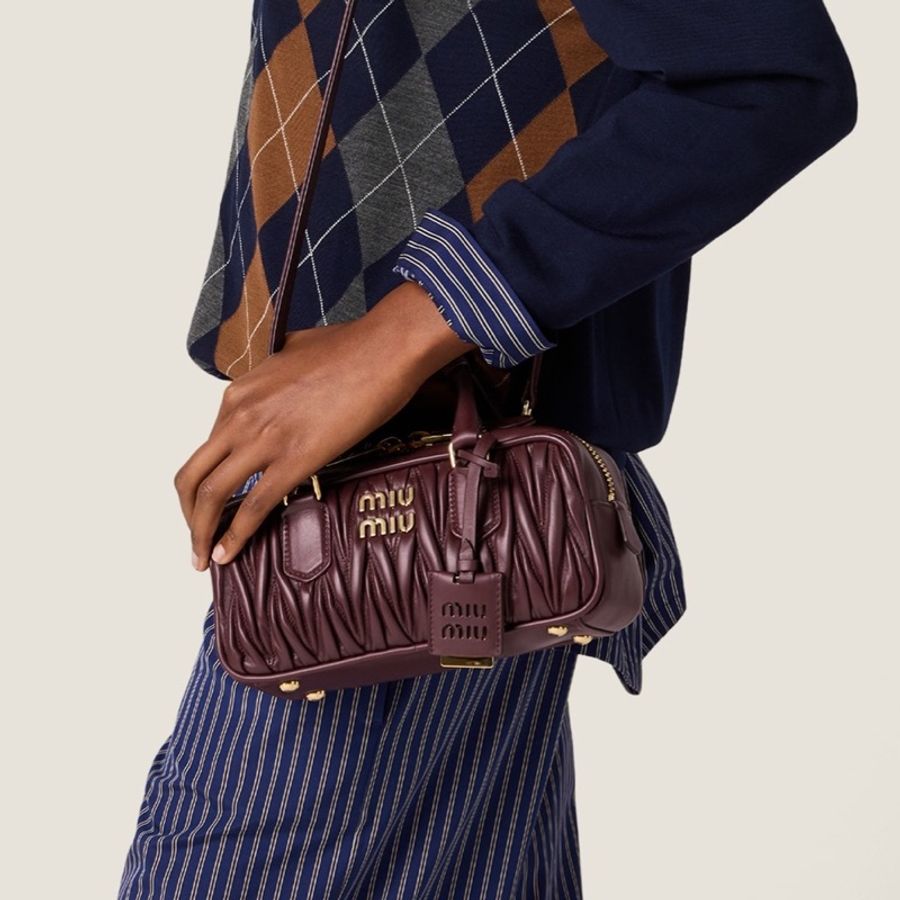Miu Miu 女士 Arcadie拉鍊單肩包均碼碼22cm*7.5cm*10.5cm-0