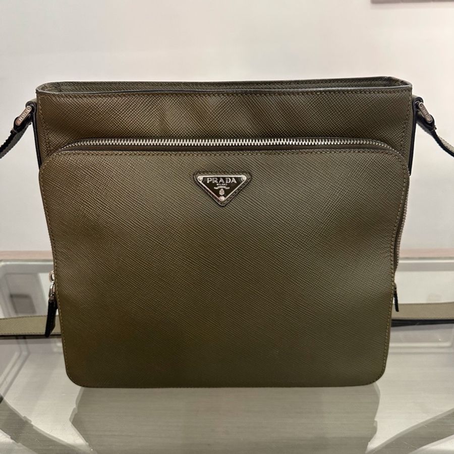 Prada普拉達 黑銀三角標logo灰綠色單肩包斜挎包29cm 🈚附件-0