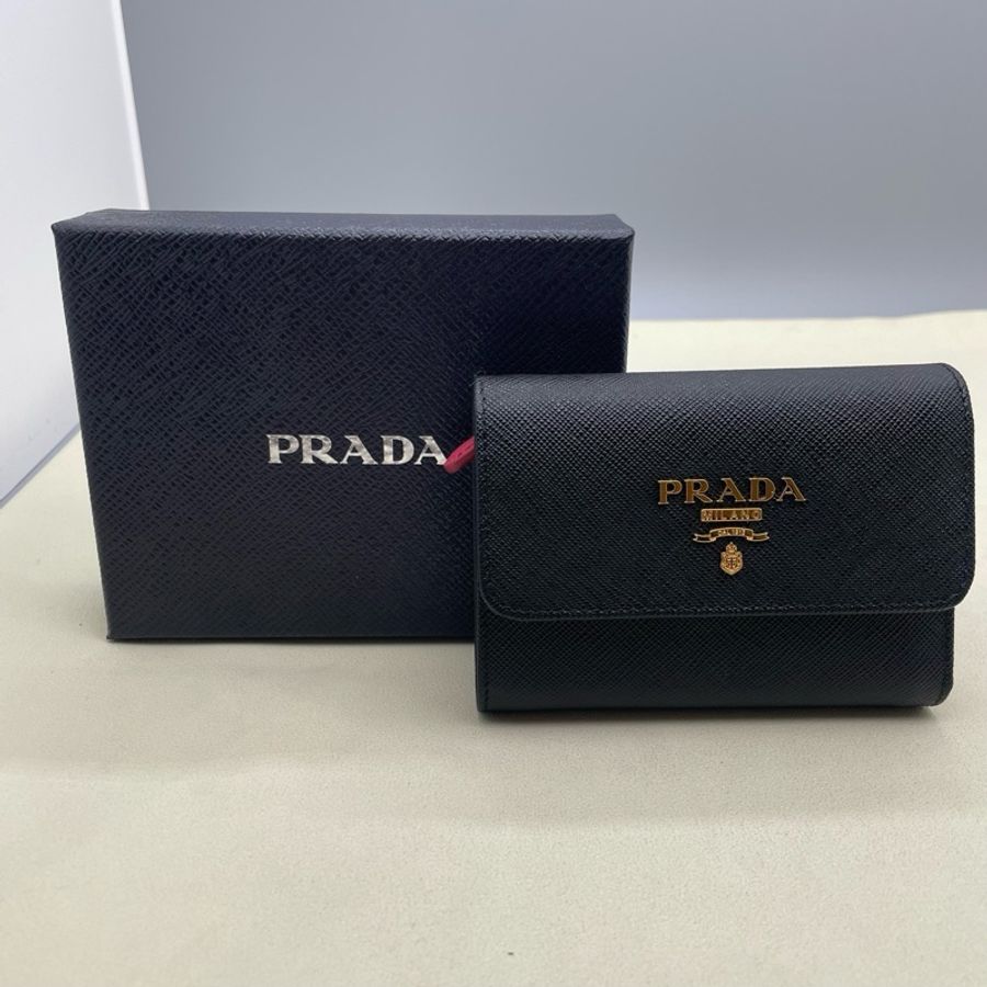 99.9新普拉達/Prada卡包 牛皮尺寸:12 x 2 x 9 cm 附件:盒子-0
