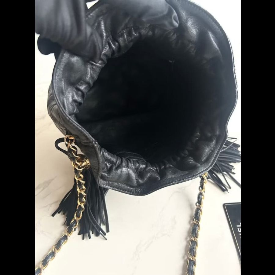 【LA LUNE】絕版中古包 Chanel黑金流蘇水桶包 側背包 單肩包 斜孭包 二手肩背包-3