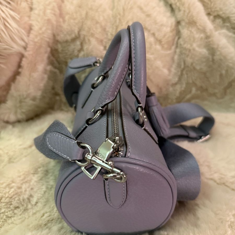 coach mini 圓筒包 全新-2