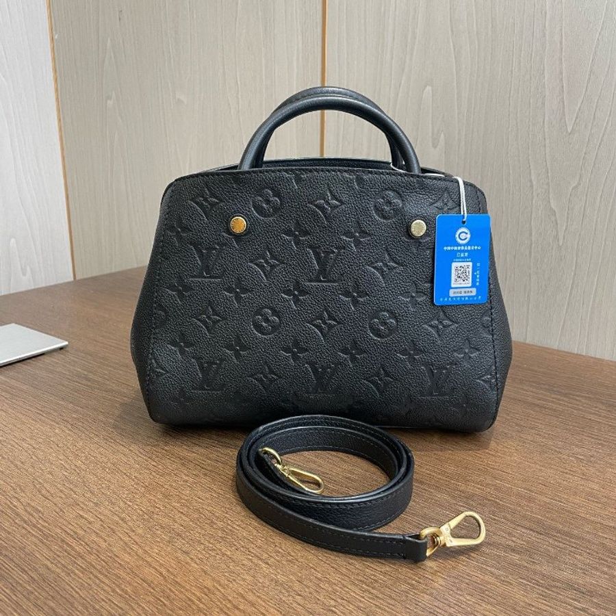 路易威登/Louis Vuitton 黑色全皮蒙田 BB-0