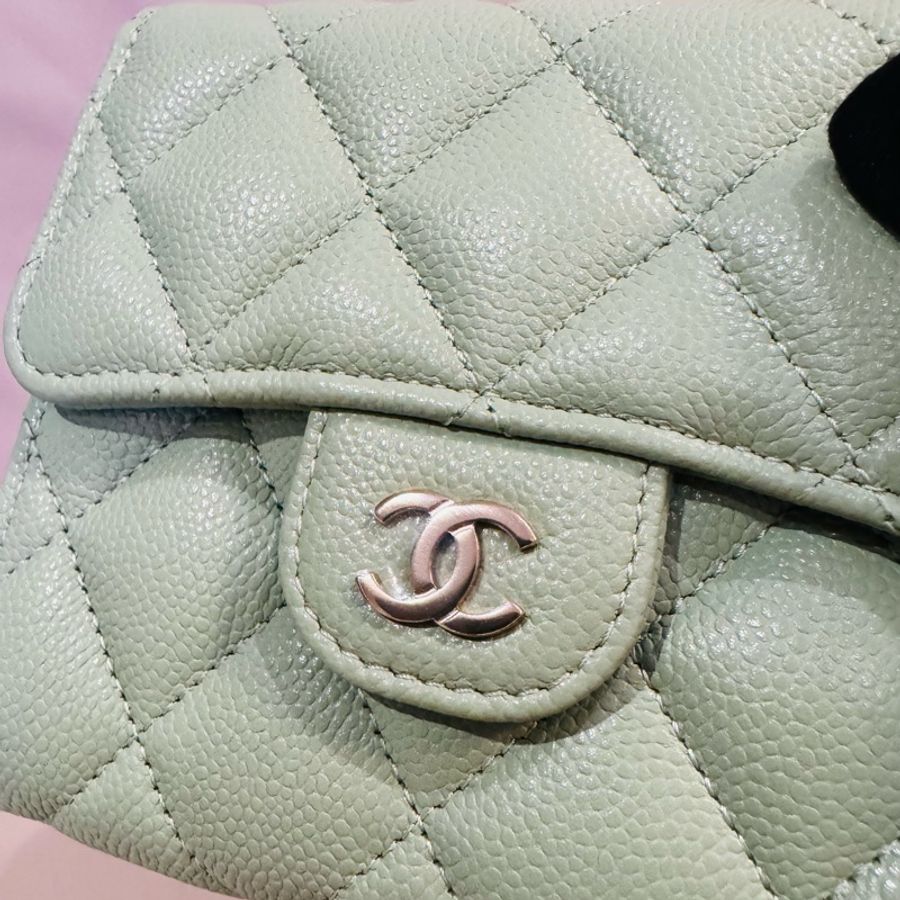 Chanel 香奈兒 乳木果油綠短夾/99新美品-5