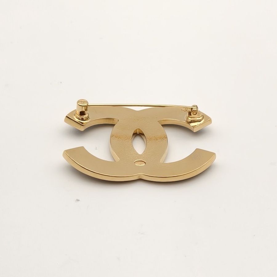 CHANEL 合金24K雙C大logo胸針-4