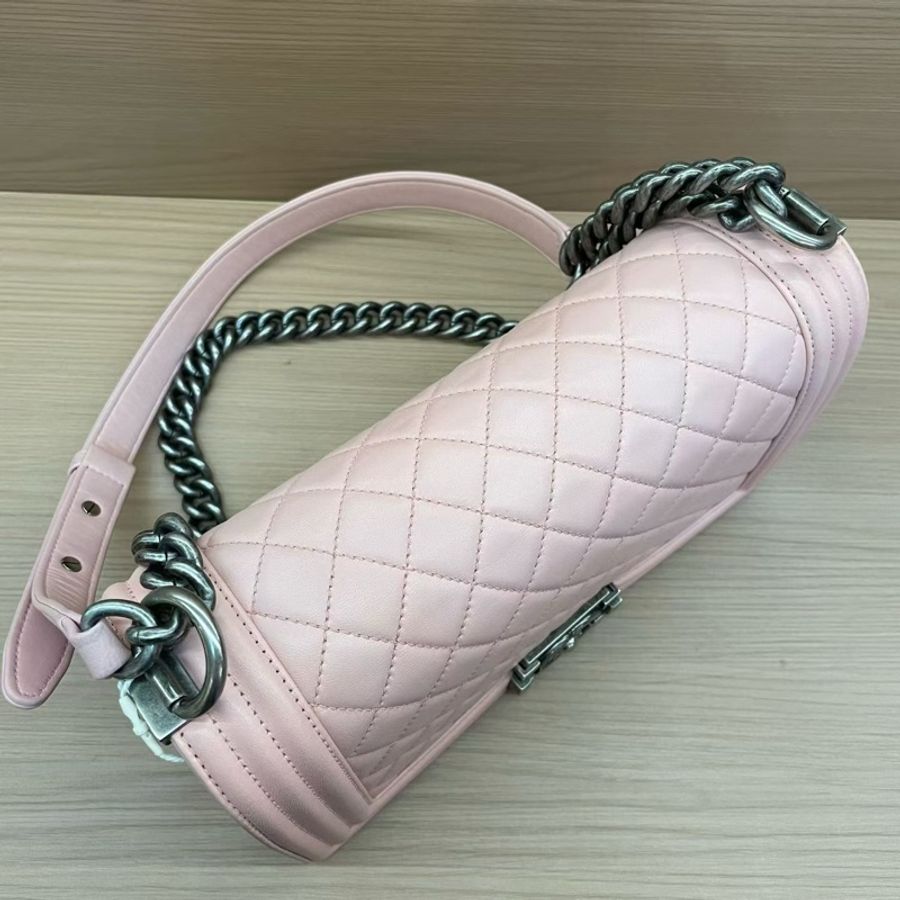 Chanel LEBOY 淺粉色牛皮 中號 2015年 20開 手提單肩鏈條包 有塵袋 無卡無盒子尺寸底長25*高14*寬8*-5