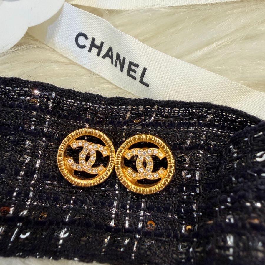 Chanel 圓形雙c水鑽耳針式耳環-0