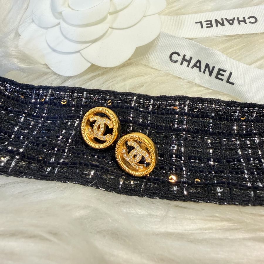 Chanel 圓形雙c水鑽耳針式耳環-4