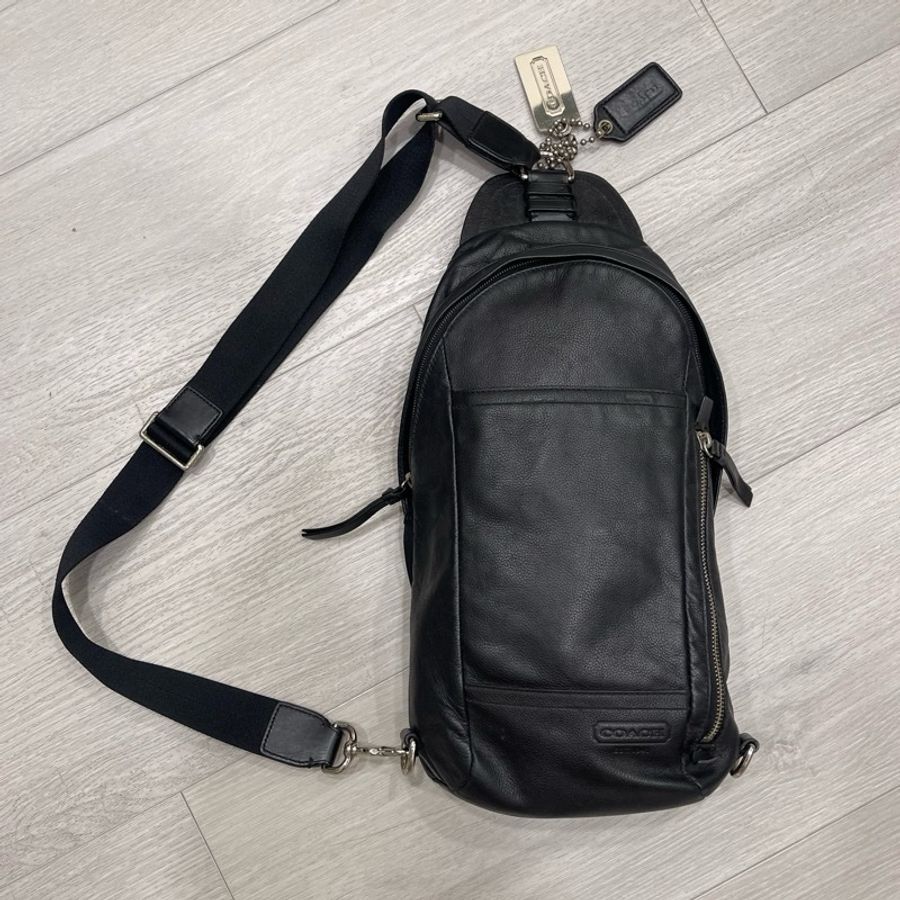 Coach Thompson Convertible Sling Bag-4