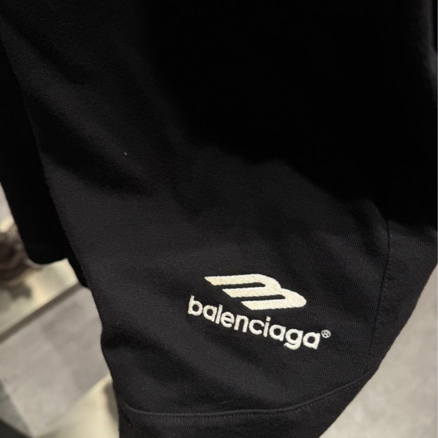 Balenciaga 曼聯刺繡 足球短褲 |Classic Trend CT精品|台北東區實體-3