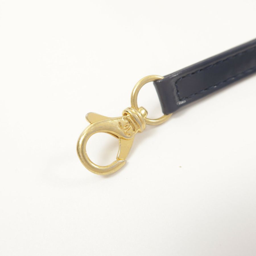 CHANEL 牛皮皮革C22 Small鏈帶肩背袋-21