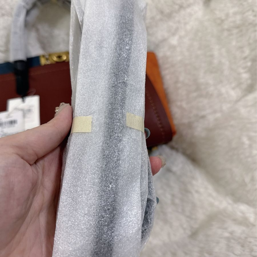 未使用coach troupe 拼接色手提肩背包(原價27800元)-15