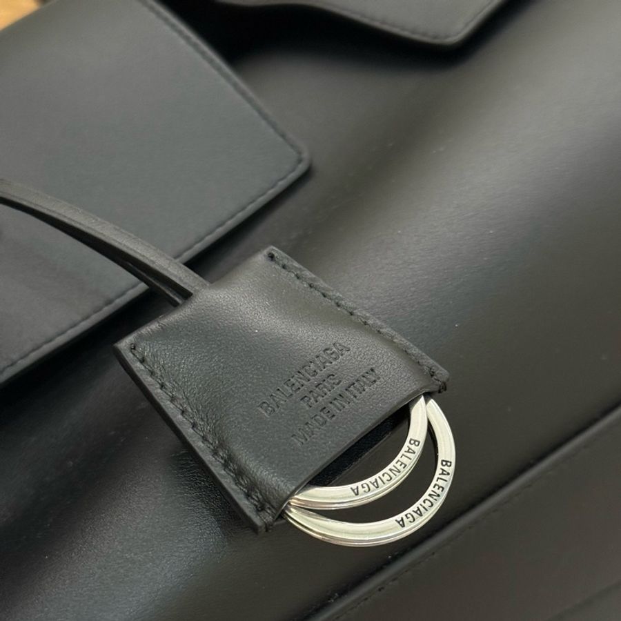 全新BALENCIAGA 黑銀 belair carryall 機場包 大號 台灣專櫃購入25萬-4