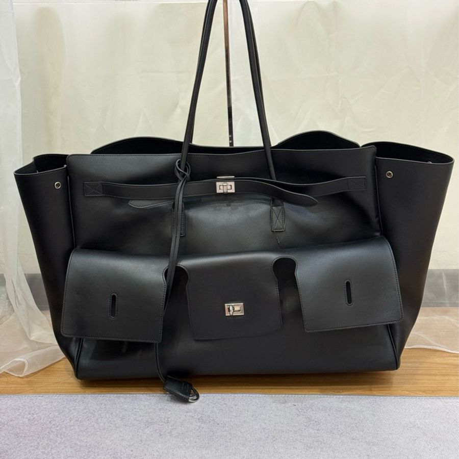 全新BALENCIAGA 黑銀 belair carryall 機場包 大號 台灣專櫃購入25萬-9