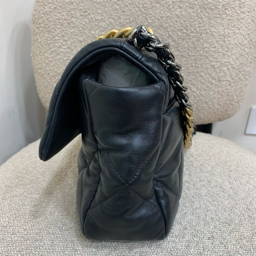 CHANEL香奈兒 黑金19bag 底長30 中號 22年芯片 🈚附件-1
