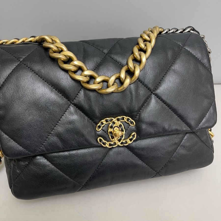 Chanel香奈兒19Bag中號黑金全皮單肩斜挎包 尺寸30×20 鐳射30-10