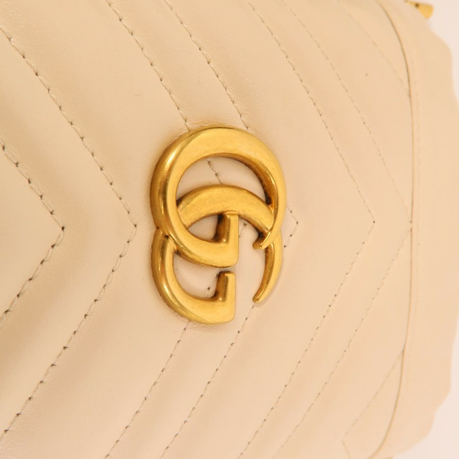 GUCCI 牛皮皮革GG Marmont Bucket鏈帶肩背袋-6