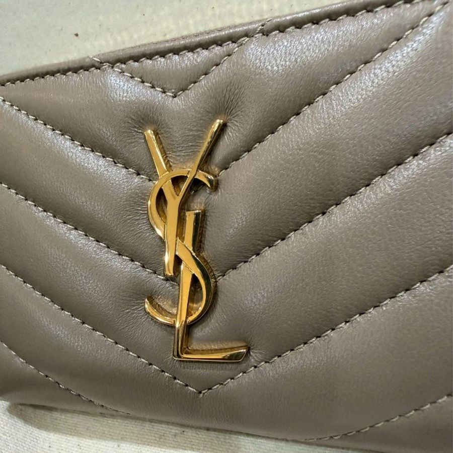💎Han's house精品服飾💎SAINT LAURENT YSL 小羊皮 零錢包 義大利製 現貨 原價22100-5