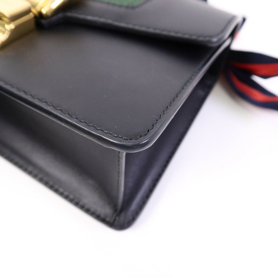 GUCCI 牛皮皮革Sylvie鏈帶肩背袋-10