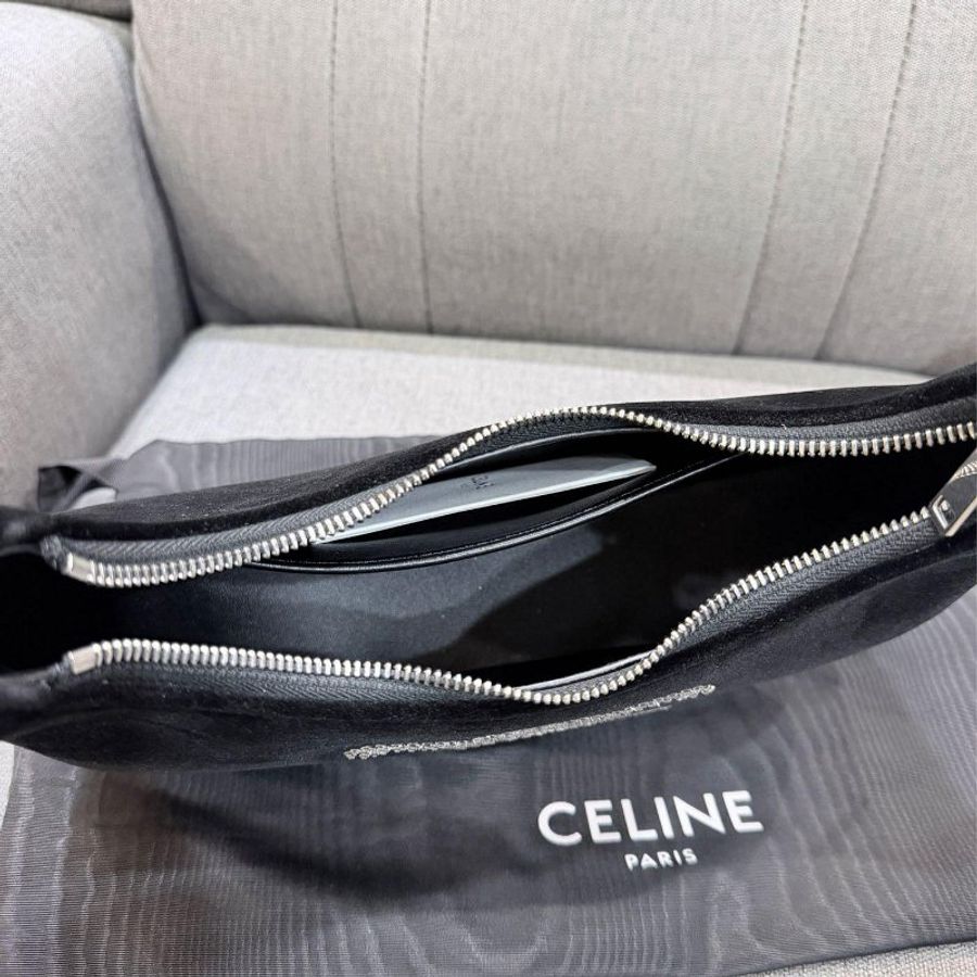 💎Han's house精品服飾💎 CELINE 腋下包 義大利製 現貨 原價72000-5