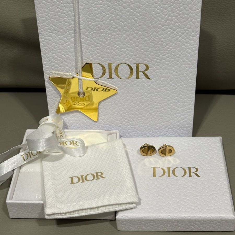 全套 有收據 Dior 金色CD小logo耳環-0