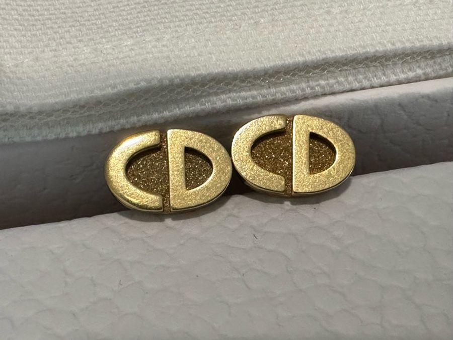 全套 有收據 Dior 金色CD小logo耳環-1