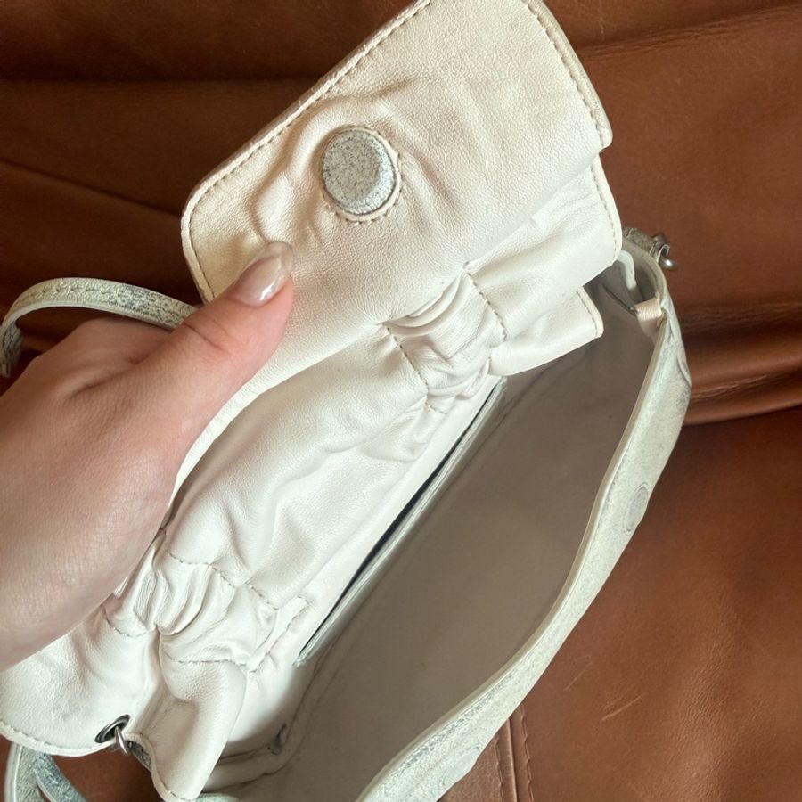 Acne Studios蝴蝶結小包包-7