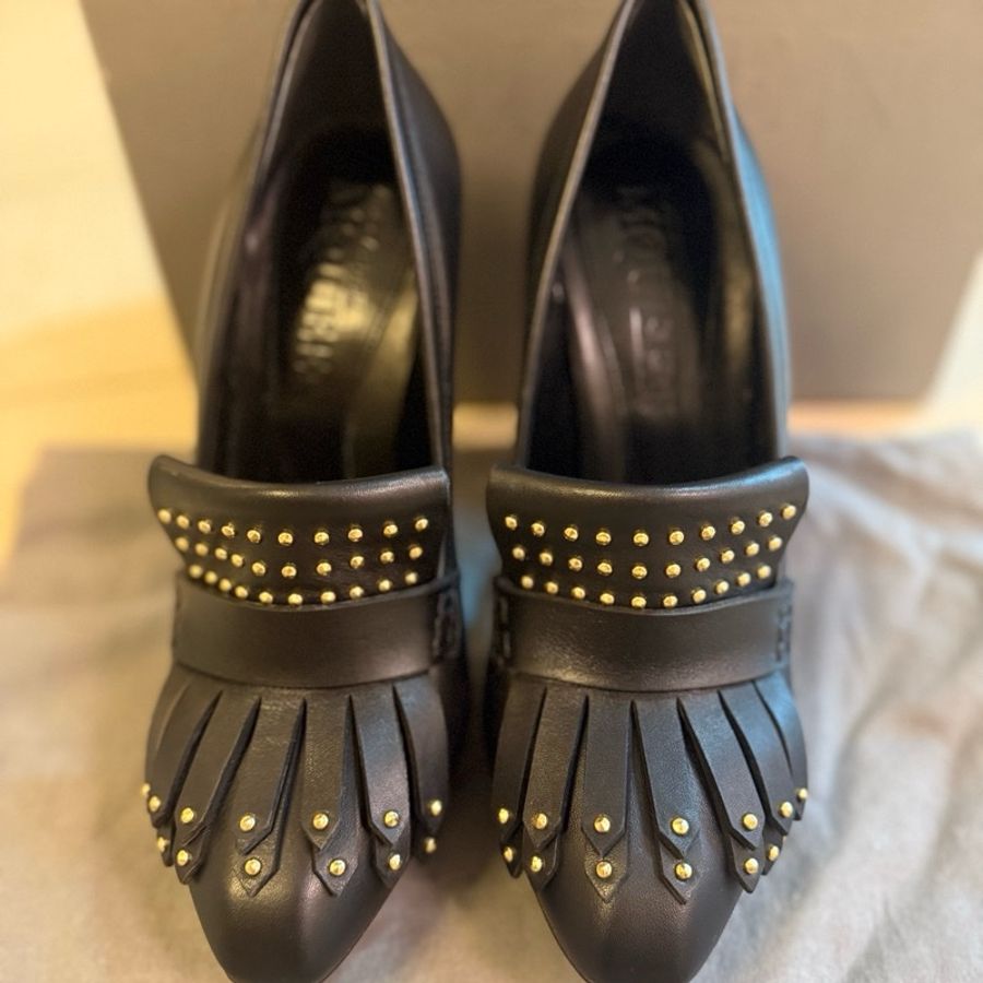 Alexander McQueen black heels-7