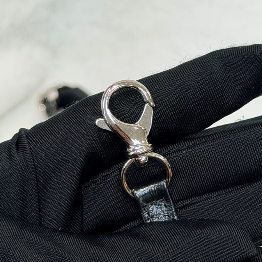 CHANEL Gabrielle Small Size V紋小號黑色流浪包 XC382-32