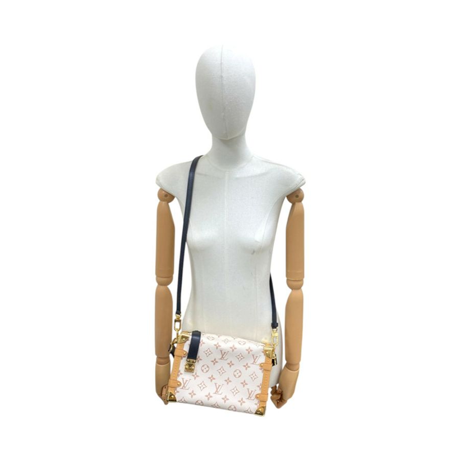白色 原花 Dune 壓牛皮 Side Trunk MM 肩背包【LOUIS VUITTON LV 路易威登】 M46907-8