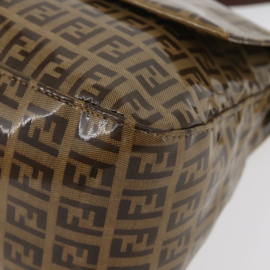 【日本直送】FENDI Zucchino帆布Mamma Baguette肩背包 米色 金色 正品 175477-14