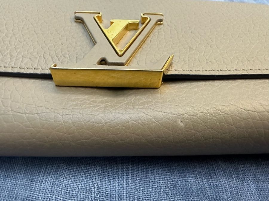 LV capucines長夾-21