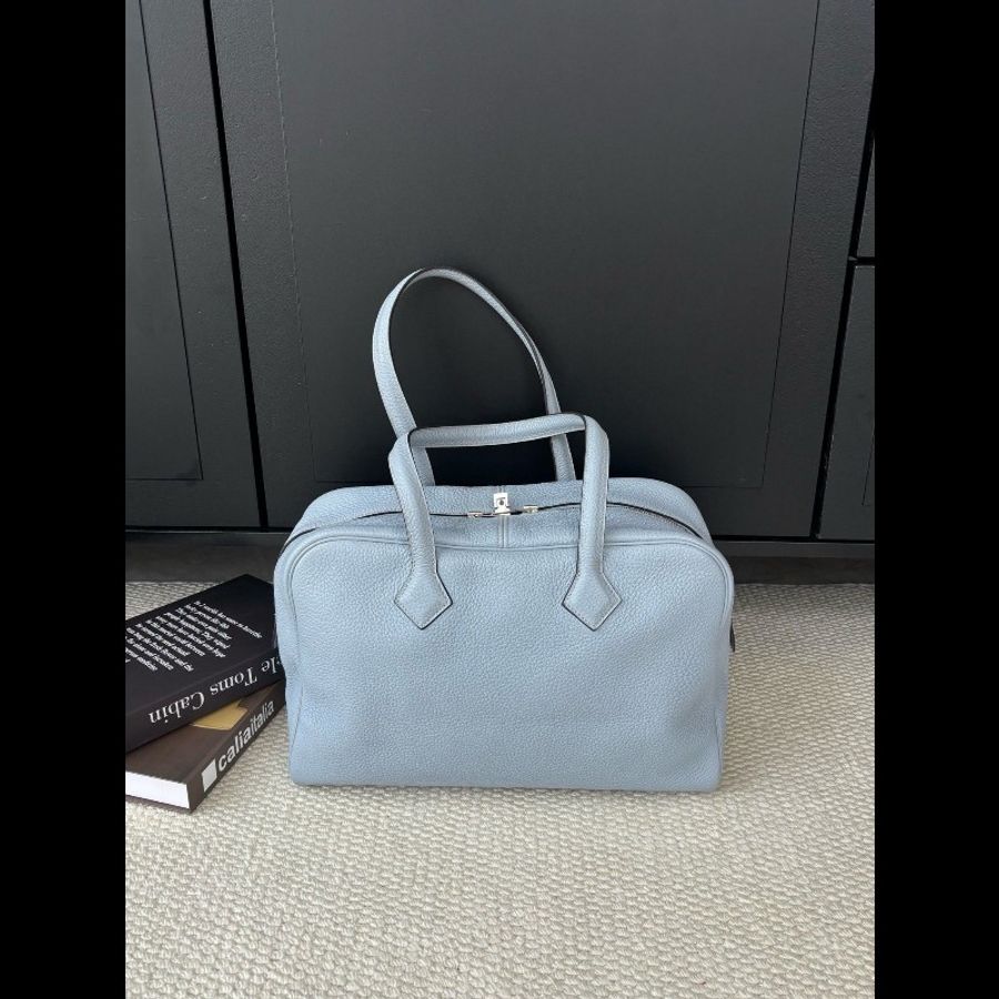 Hermes Victoria 35
亞麻藍-6