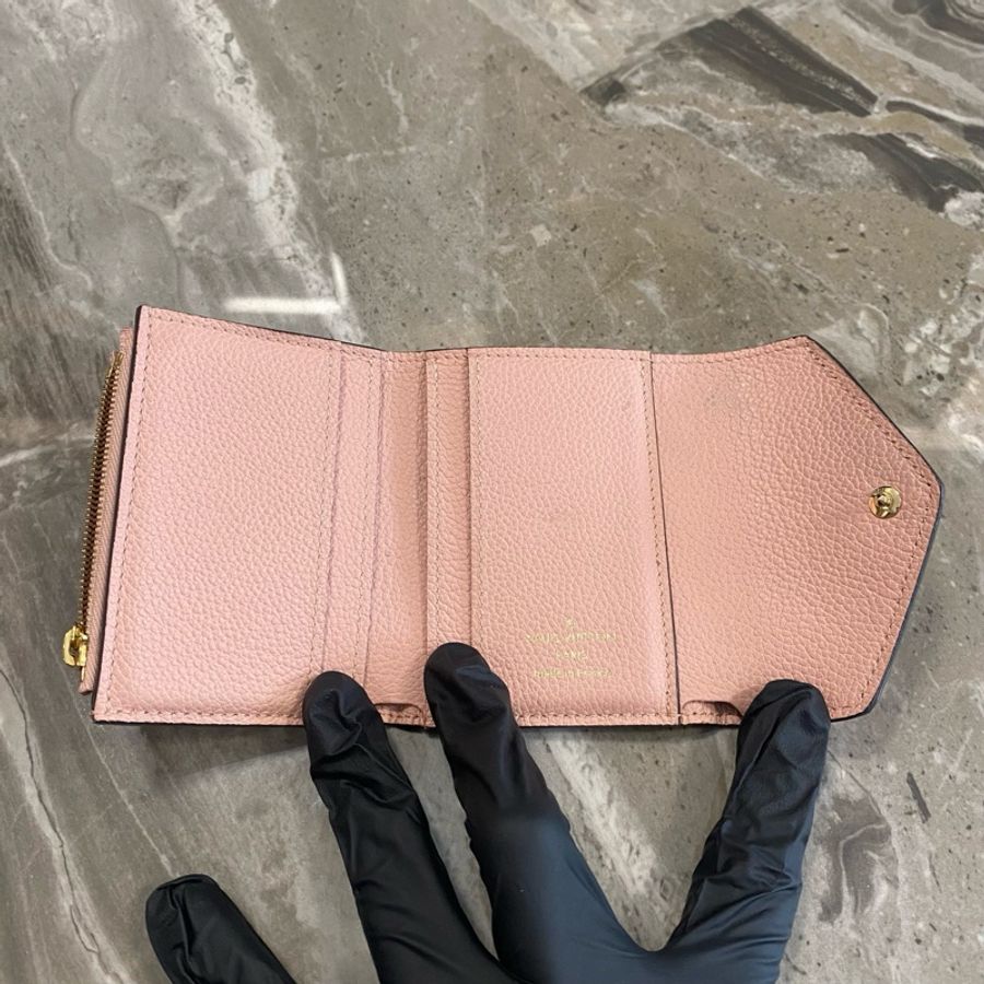LV 路易威登 粉色壓紋 短款錢包 成色很新 芯片款 附件:單品-5