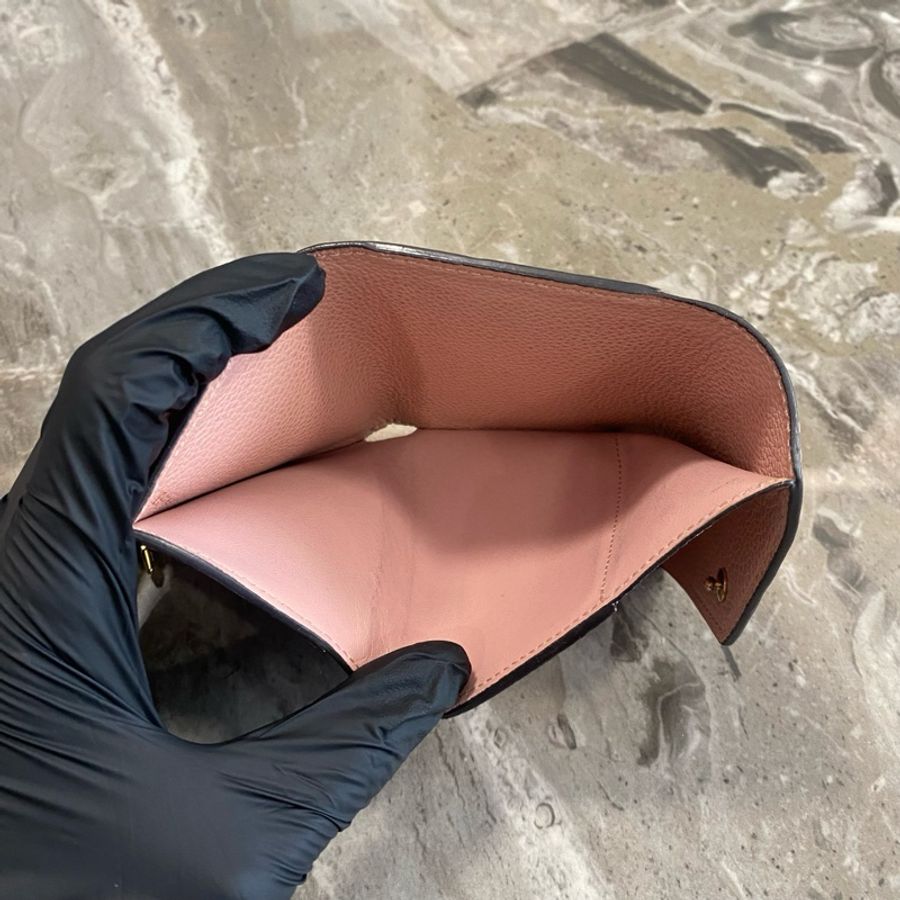 LV 路易威登 粉色壓紋 短款錢包 成色很新 芯片款 附件:單品-6