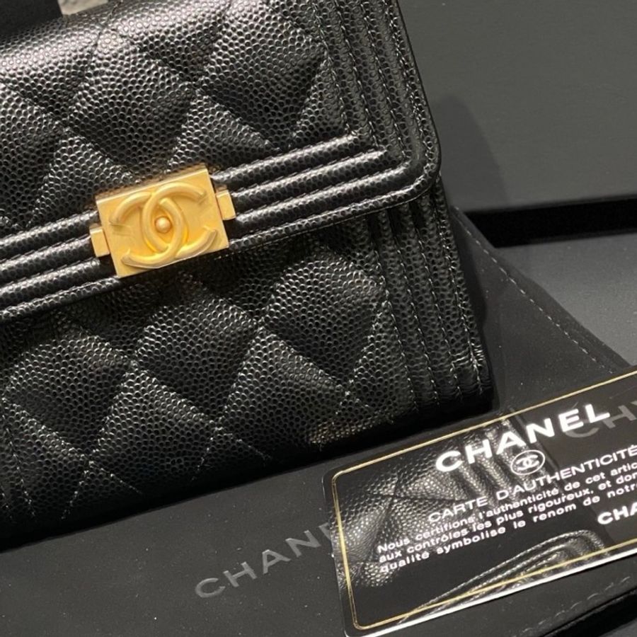 Chanel香奈兒leboy黑金牛皮荔枝紋卡包錢包,25開身份卡,尺寸11.5*7cm-10