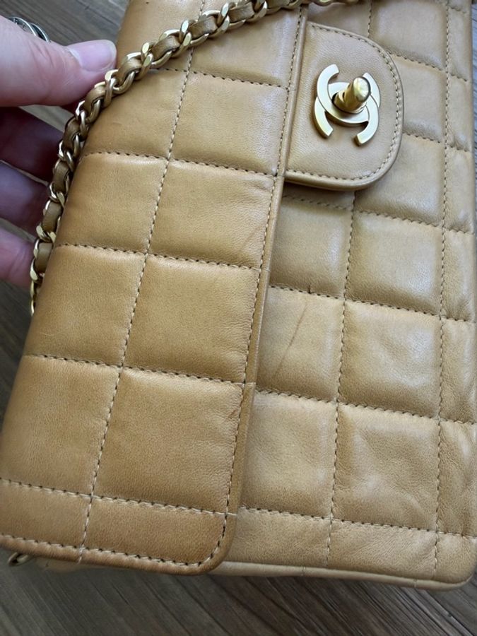📌 絕版珍藏 | ❤️ Chanel 香奈兒 Vintage 巧克力方格焦糖駝色 East West 鏈條包 ✨26 × 13 × 5 cm-28
