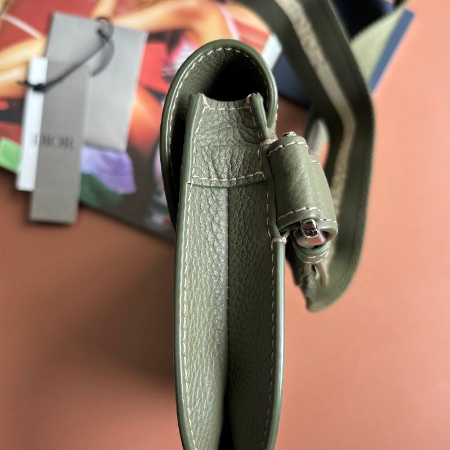 ::Christian Dior:: Saddle Pouch 墨綠色皮革馬鞍包 胸口包 側背包-16
