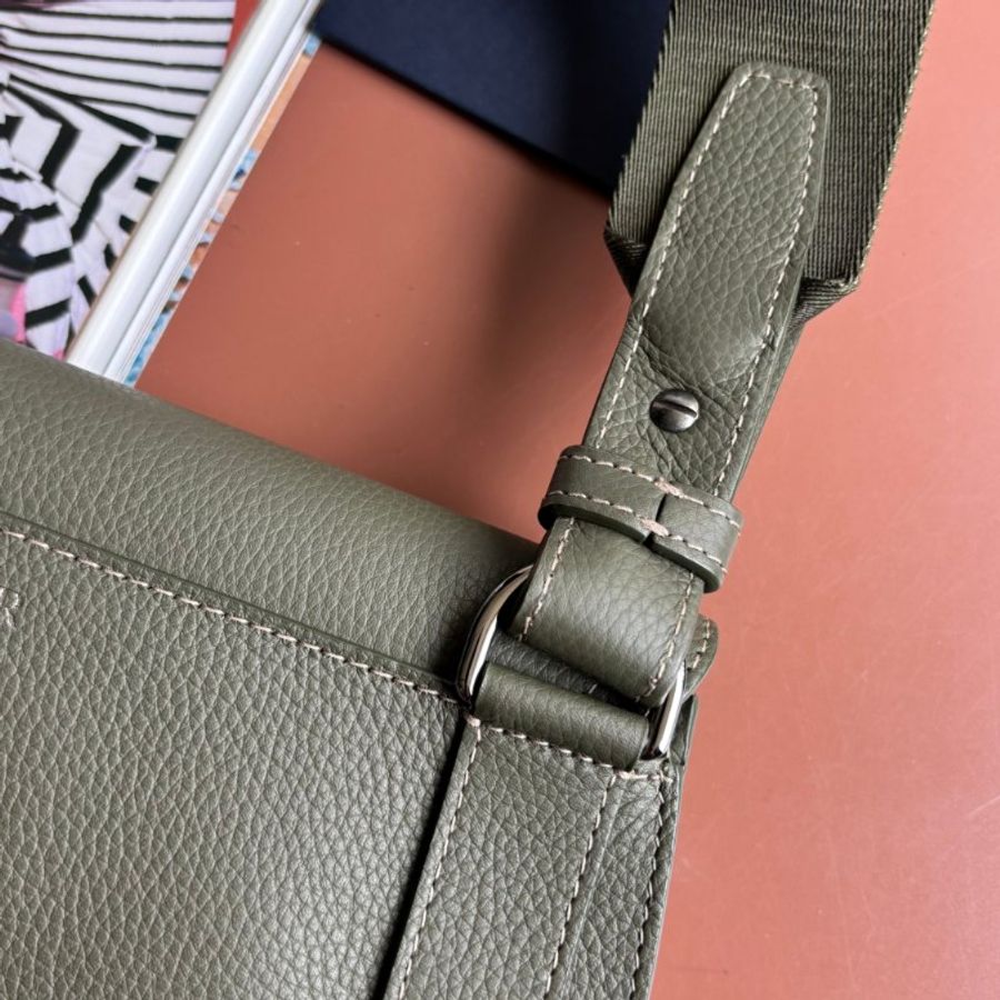 ::Christian Dior:: Saddle Pouch 墨綠色皮革馬鞍包 胸口包 側背包-19