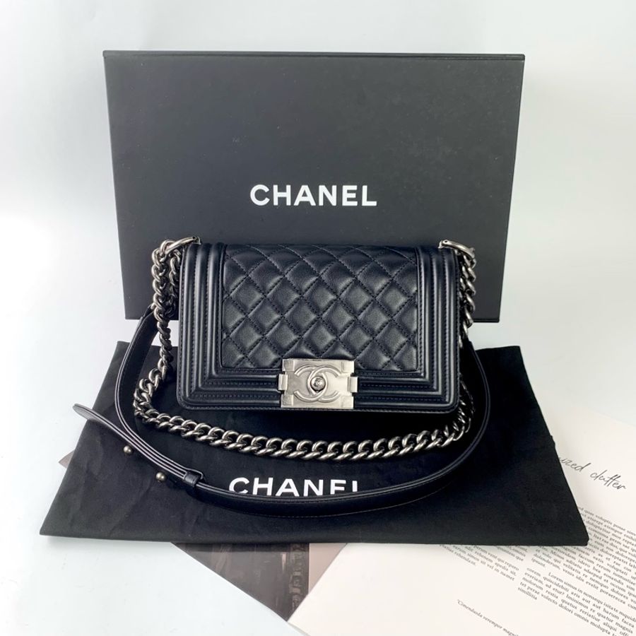 Chanel boy20牛皮黑銀/芯片款-0