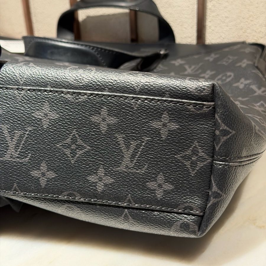 【97新 ✨ 全網最低價!】LV 老花 黑武士 手提包 郵差斜挎包 (下單前先詢問庫存❗️❗️)-19
