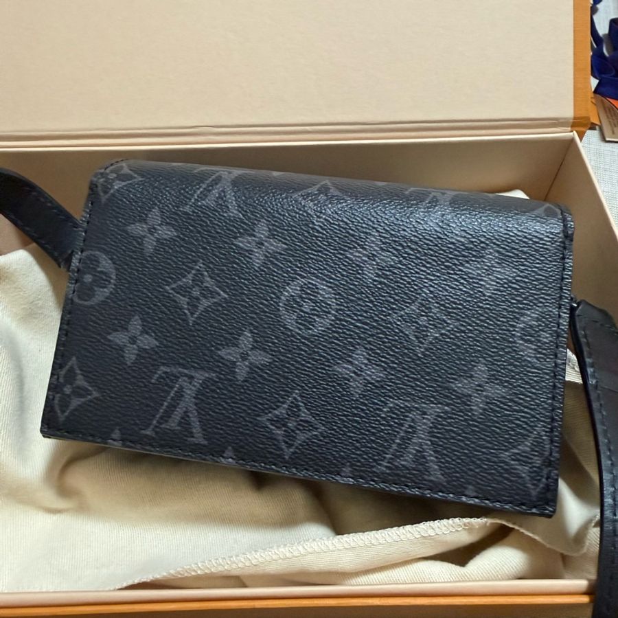 LV Monogram Eclipse 鏈條小包|附購證|近全新9成|男女適用🔥-2