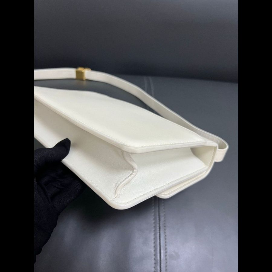 Dior montaigne 30 medium
蒙田30 白色金扣全皮-13