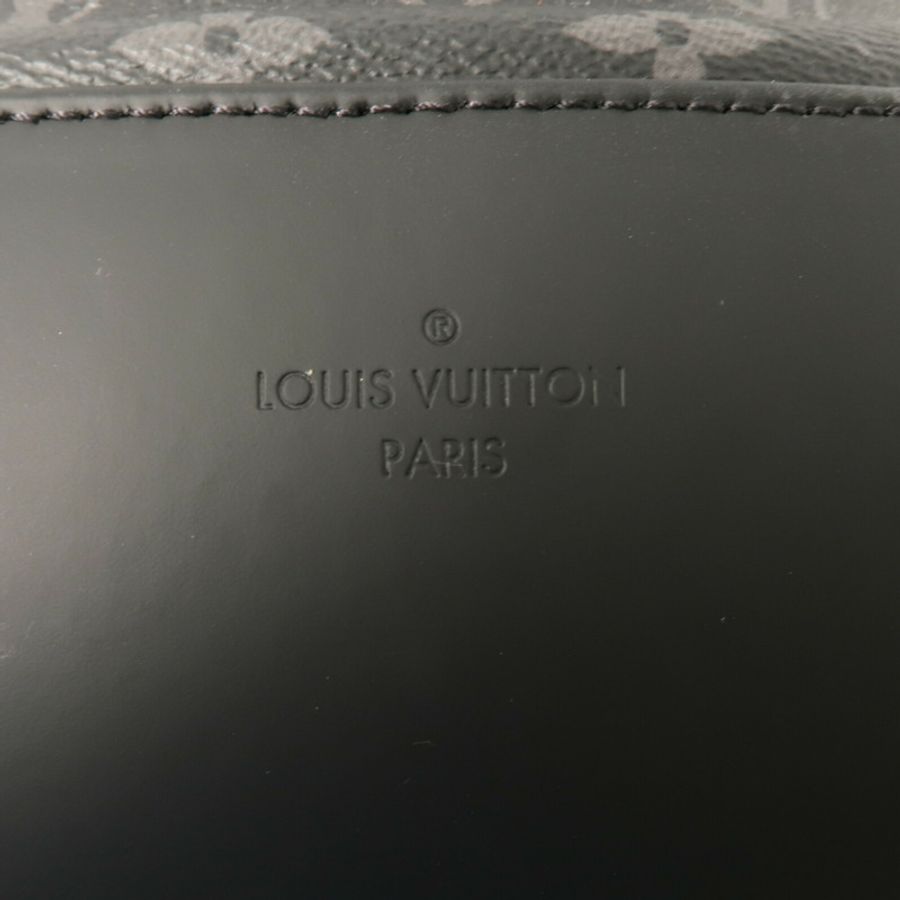 LOUIS VUITTON Monogram Eclipse Maxi Noe Sling背包-6