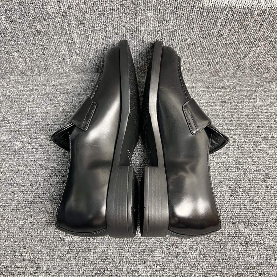 全新Prada 普拉達 三角标 黑色皮面樂福鞋 36碼-6