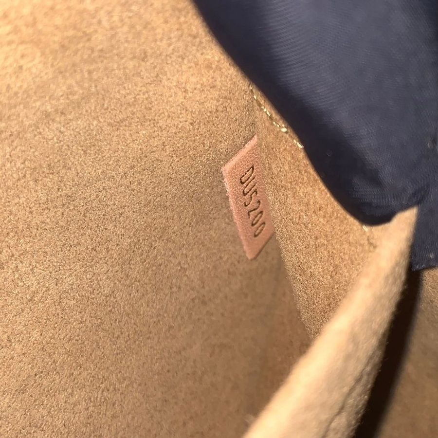 LV Boite Chapeau Souple PM 圓餅包-12