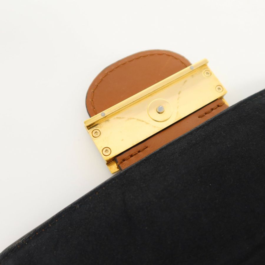 LOUIS VUITTON Monogram Reverse Mini Dauphine肩背袋-15