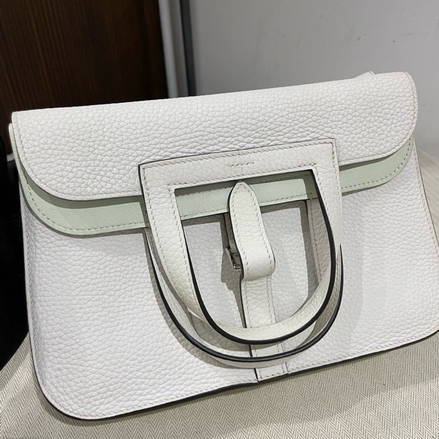 Hermes/愛馬仕 Halzan 25 尺寸24*17*6 新白色內拼氣泡綠超清爽 B刻(2023年) 多種背法-5
